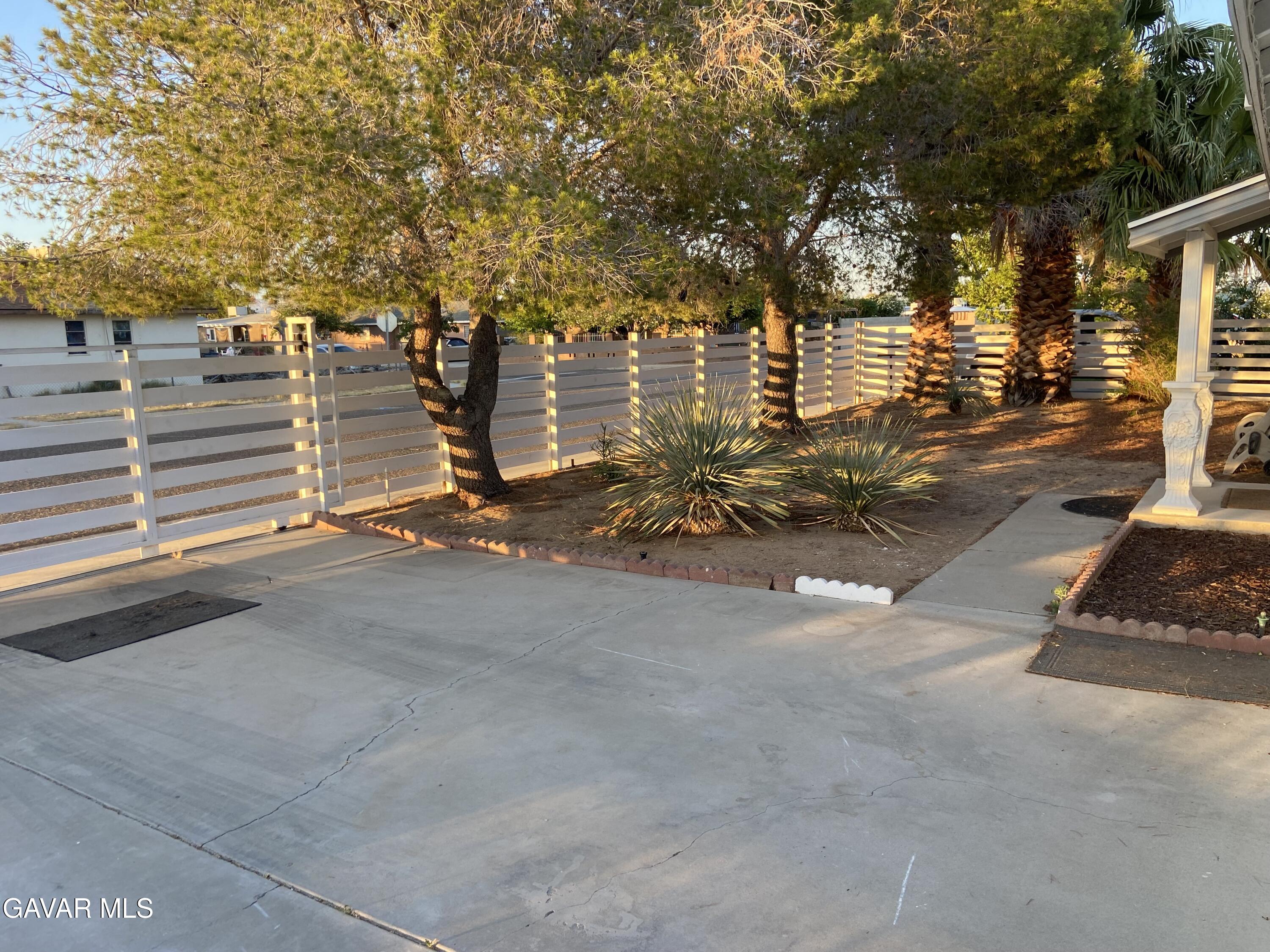 225 West French Avenue Ridgecrest, CA 93555 - Photo 21 of 71 IMG_0079