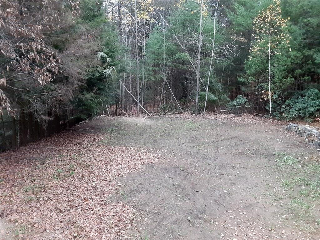 1584 Round Top Road Burrillville, RI 02830 - Photo 9 of 27