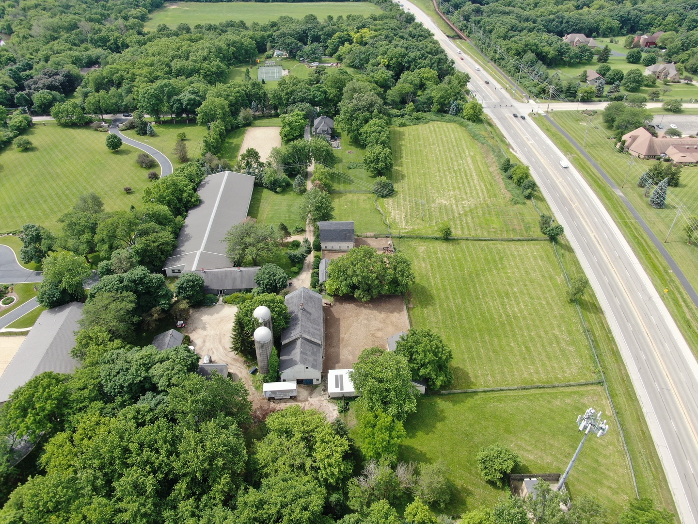 36W982 Crane Road St. Charles, IL 60175 - Photo 2 of 27
