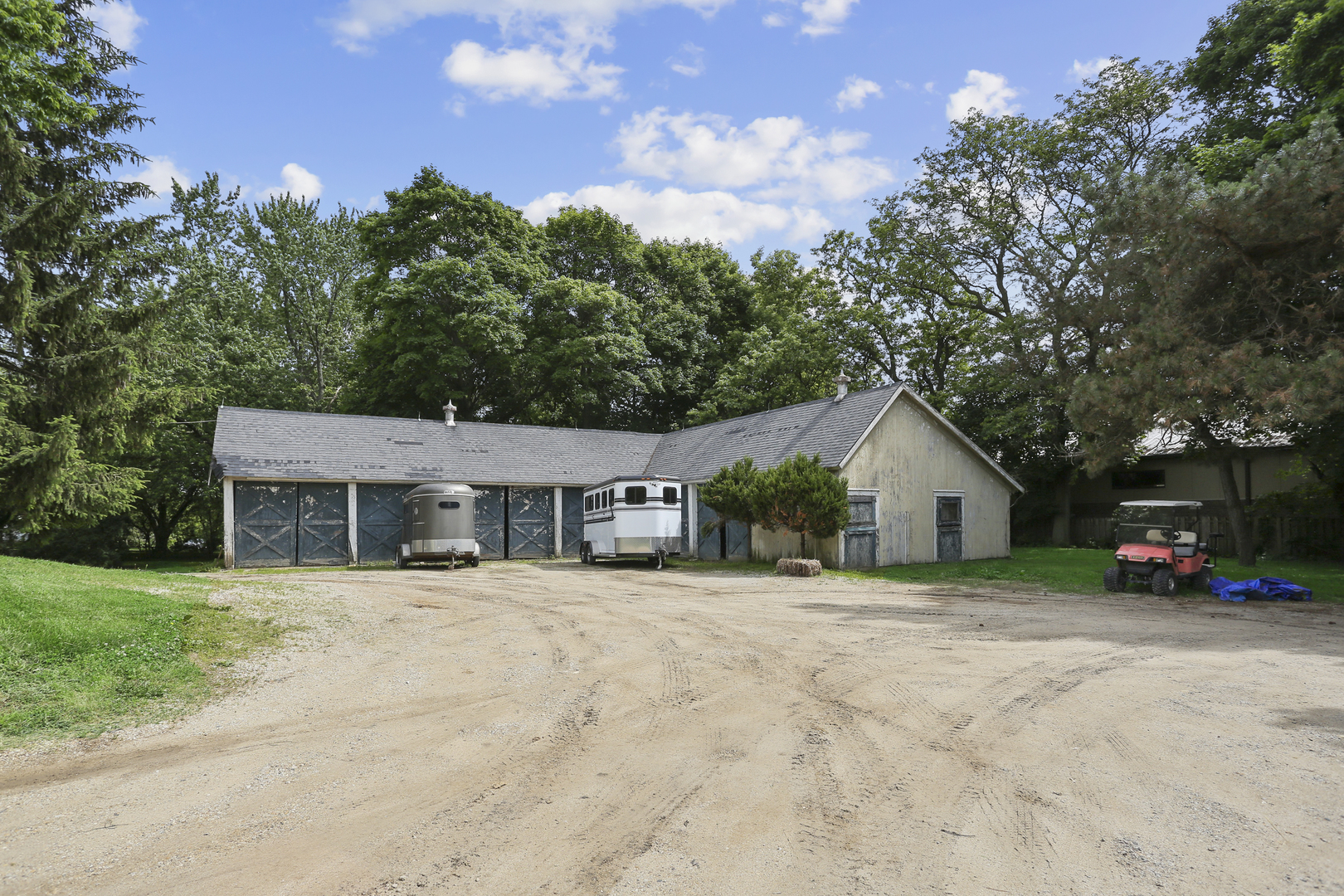 36W982 Crane Road St. Charles, IL 60175 - Photo 8 of 27