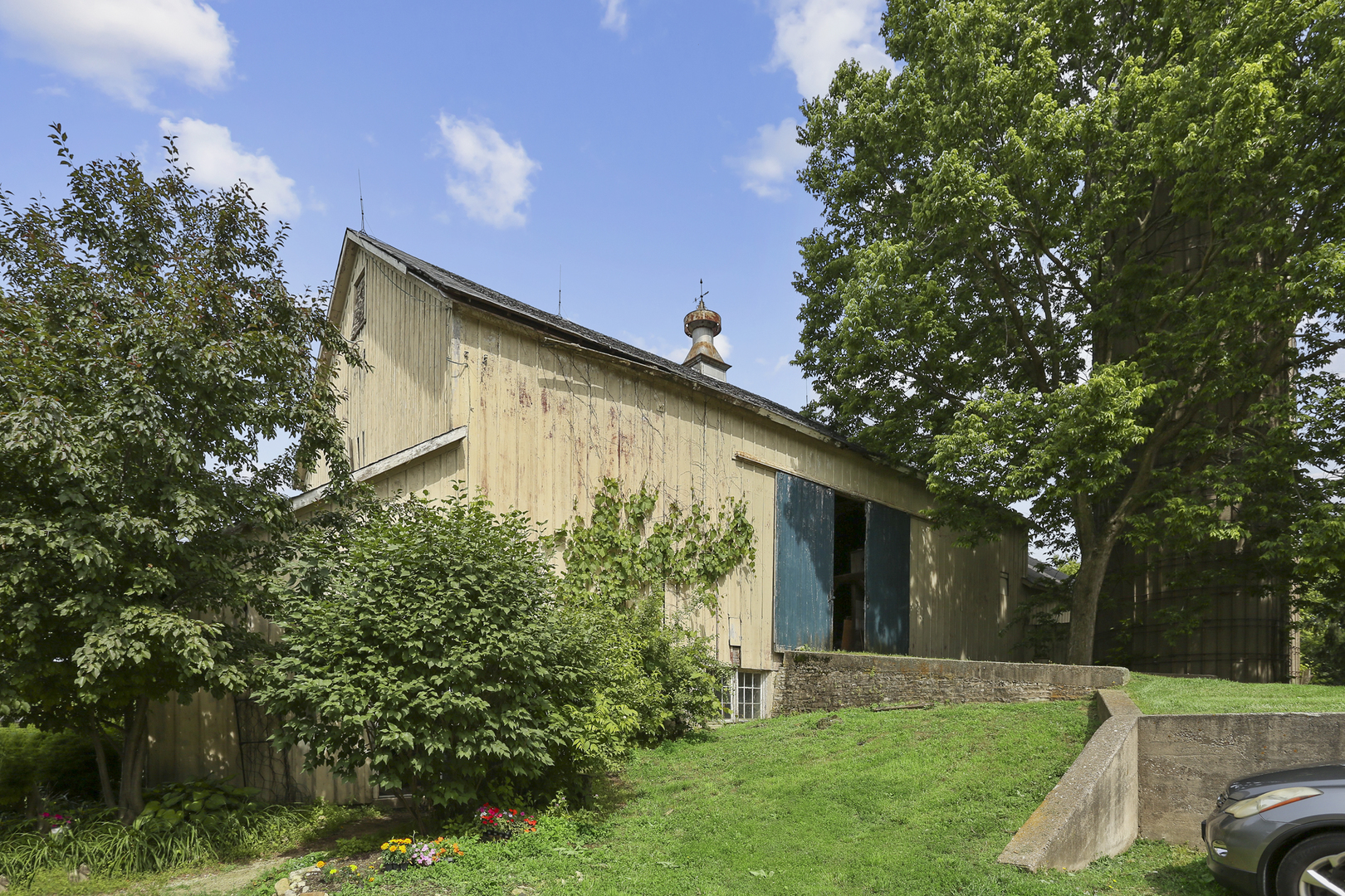 36W982 Crane Road St. Charles, IL 60175 - Photo 10 of 27