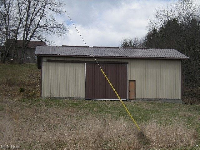 6572 Roswell Road Southwest Sherrodsville, OH 44675 - Photo 2 of 19