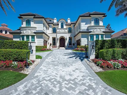 $9,475,000 | 233 Mermaids Bight, Naples, FL 34103