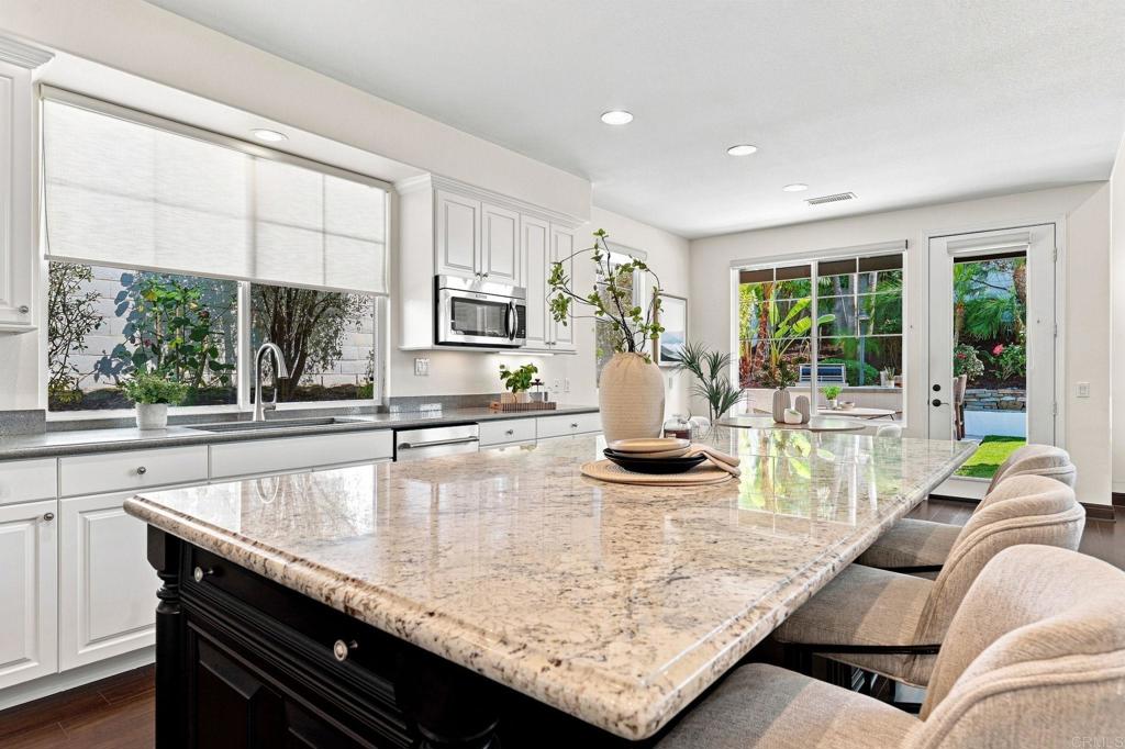 1745 Hummingbird Road Carlsbad, CA 92011 - Photo 16 of 75 Gallery Image 16