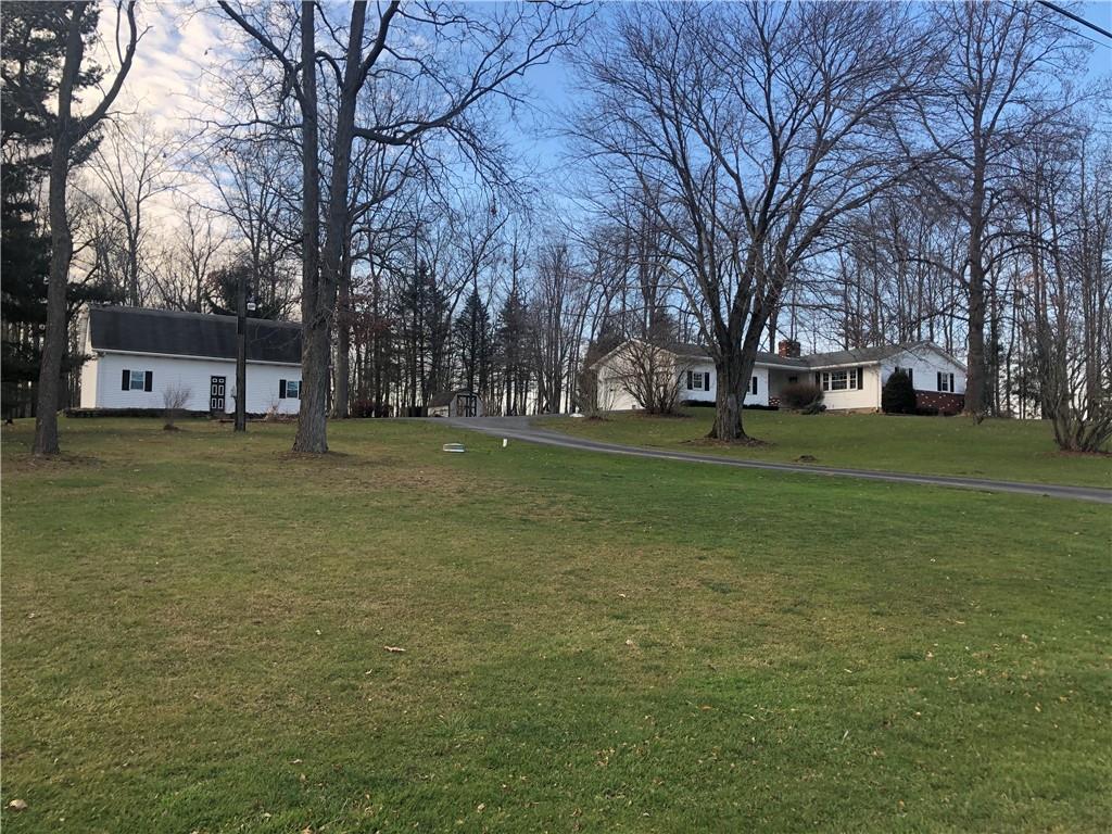 705 Cameron Road New Castle, PA 16101 - Photo 2 of 19