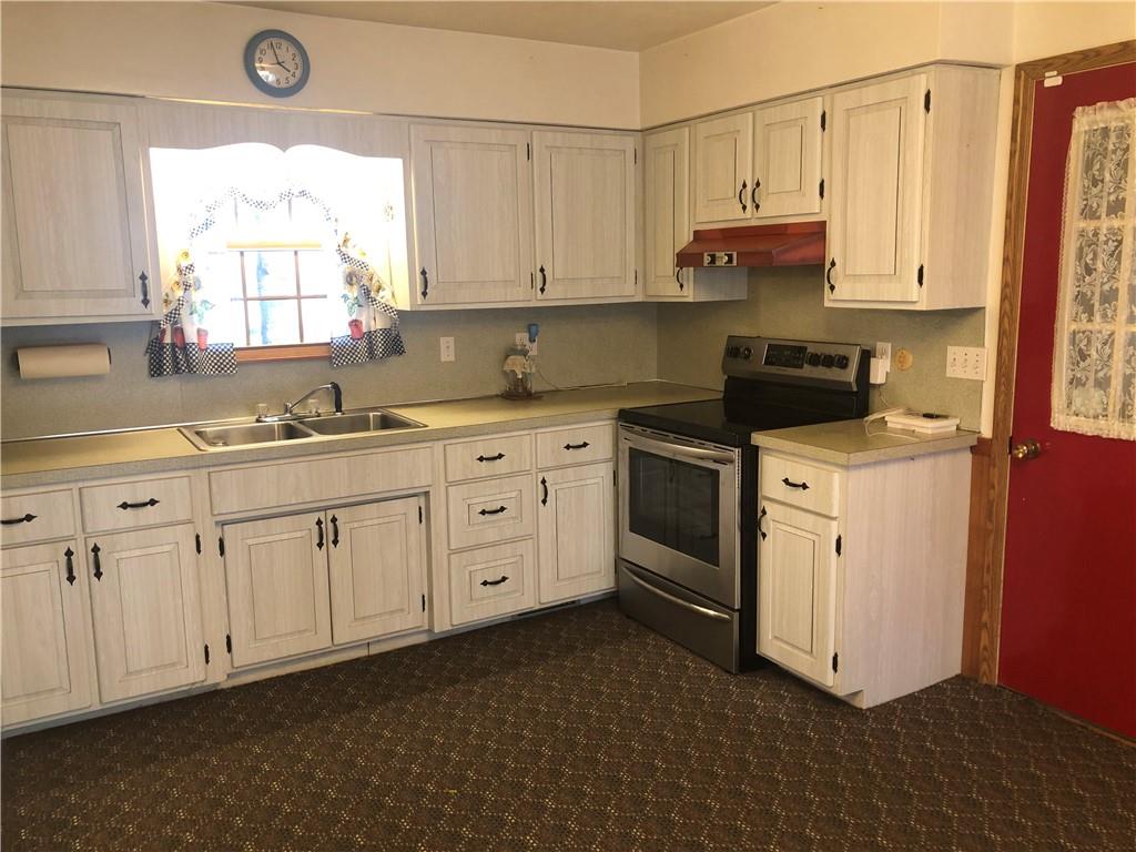 705 Cameron Road New Castle, PA 16101 - Photo 8 of 19