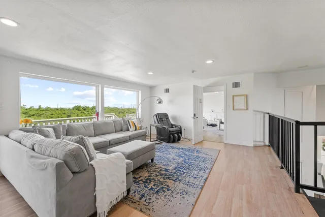 $1,750,000 | 230 Debbie Lane, San Leon, TX 77539