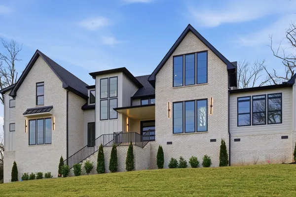 $2,495,000 | 6807 Pennywell Drive, Nashville, TN 37209