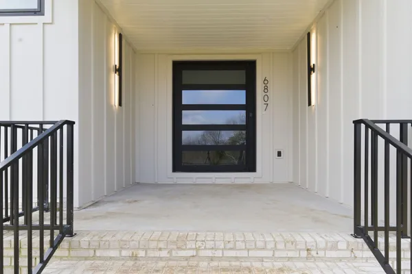 $2,495,000 | 6807 Pennywell Drive, Nashville, TN 37209