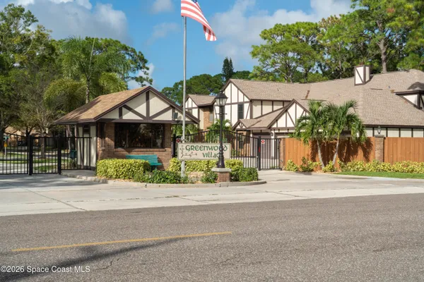 $1,700 | 605 Saint Albans Court, Unit 18H, West Melbourne, FL 32904