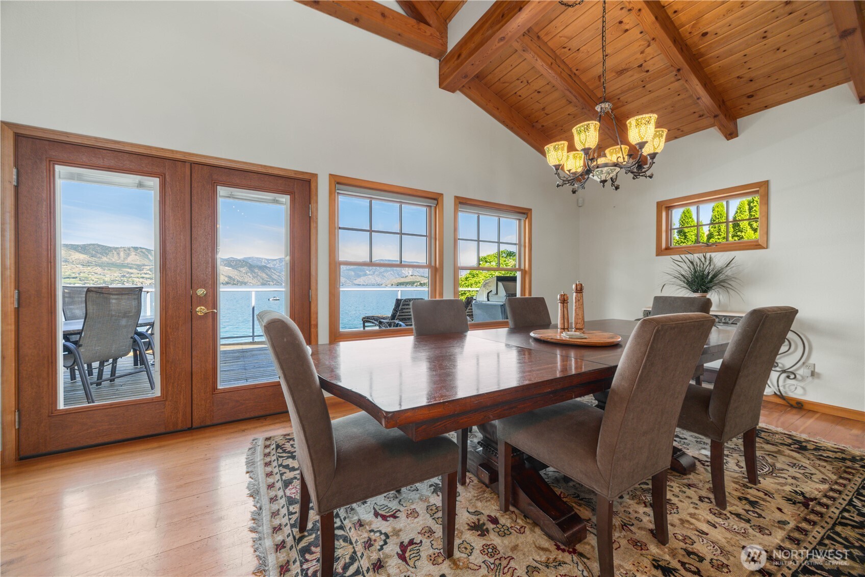 93 Lord Acres Road Chelan, WA 98816 - Photo 8 of 39
