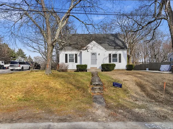 $525,000 | 18 Carroll Street, Auburn, MA 01501