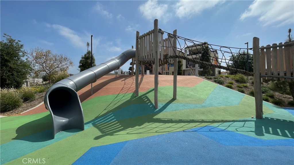 141 Baluster Irvine, CA 92618 - Photo 34 of 40 a view of outdoor space and entertaining space