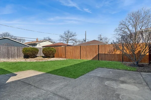 $399,000 | 554 Westwood Avenue, Lombard, IL 60148