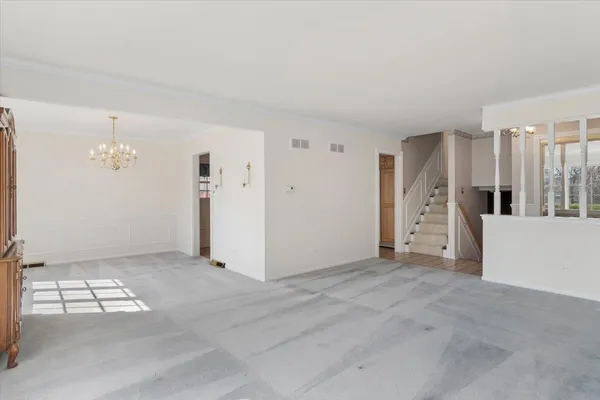 $399,000 | 554 Westwood Avenue, Lombard, IL 60148