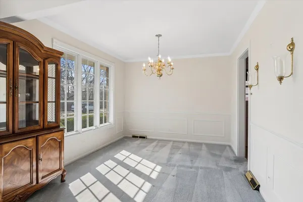 $399,000 | 554 Westwood Avenue, Lombard, IL 60148