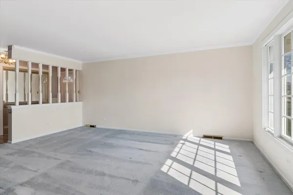 $399,000 | 554 Westwood Avenue, Lombard, IL 60148