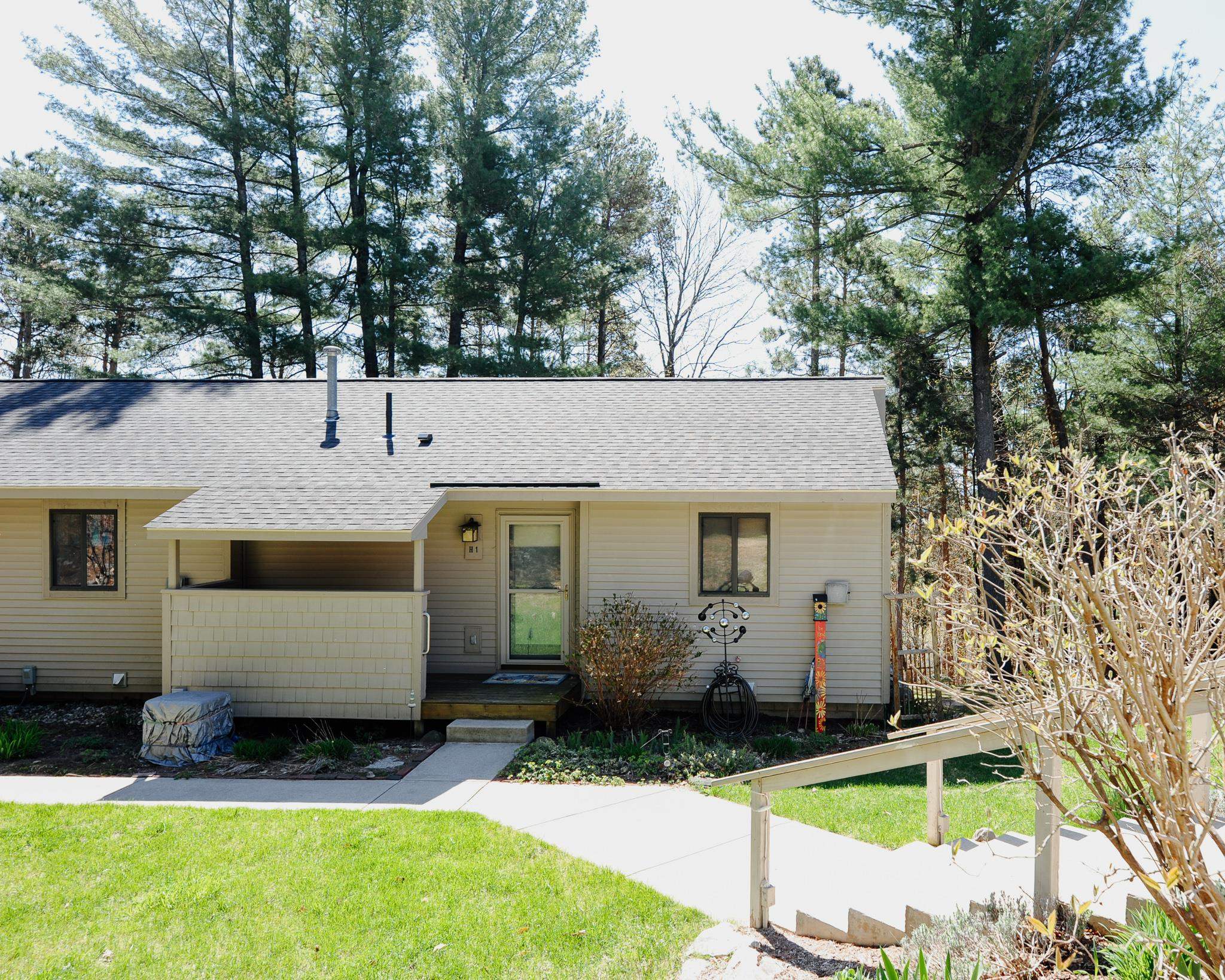 11255 East Fort Road, Unit H1 Suttons Bay, MI 49682 - Photo 1 of 49
