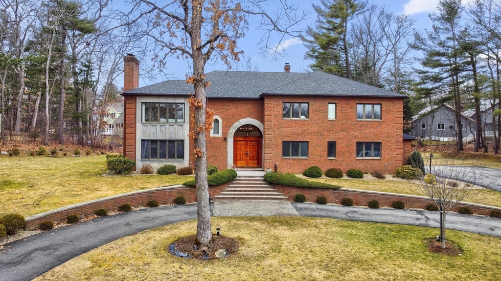 a front view of house with yard