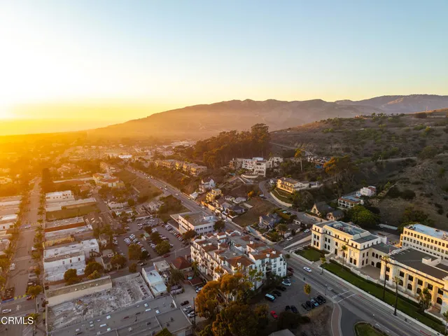 $1,988,000 | 436 Poli Street, Unit 501, Ventura, CA 93001