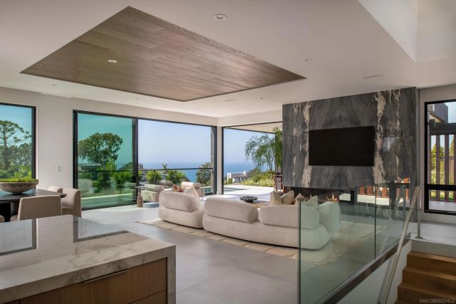 $9,775,000 | 722 Amphitheatre Drive, Del Mar, CA 92014