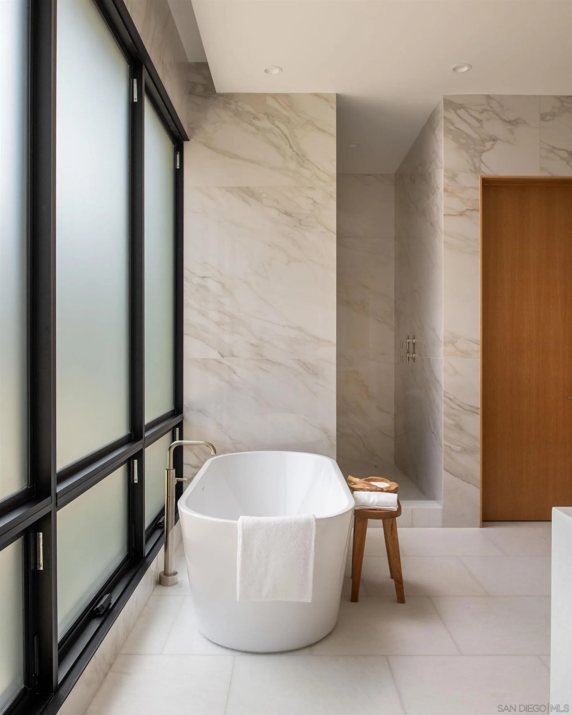 722 Amphitheatre Drive Del Mar, CA 92014 - Photo 19 of 36