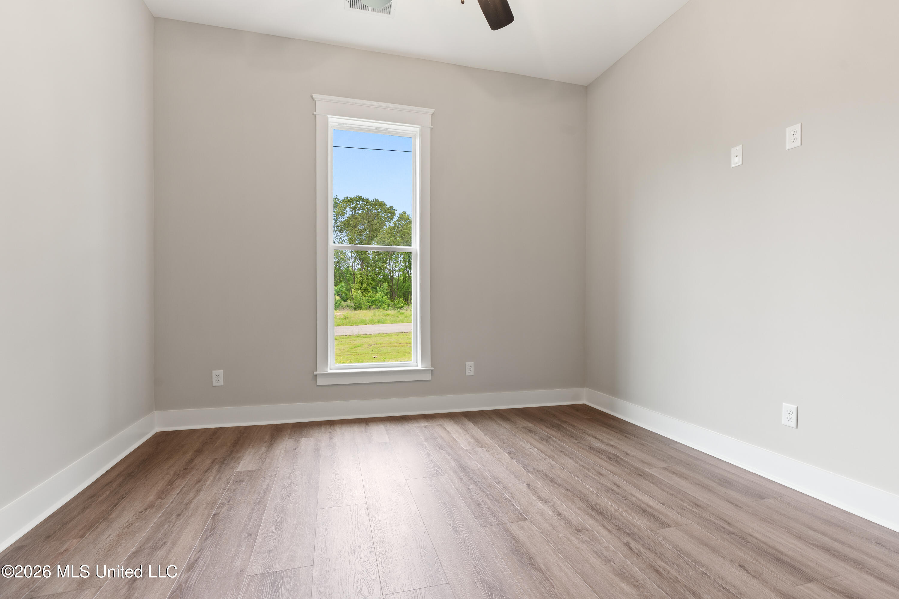 124 Drake Lane Red Banks, MS 38661 - Photo 27 of 30 DSC09500