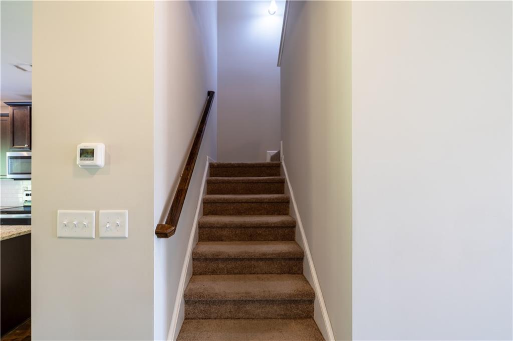 221 Winterset Circle Hoschton, GA 30548 - Photo 10 of 23 a view of entryway