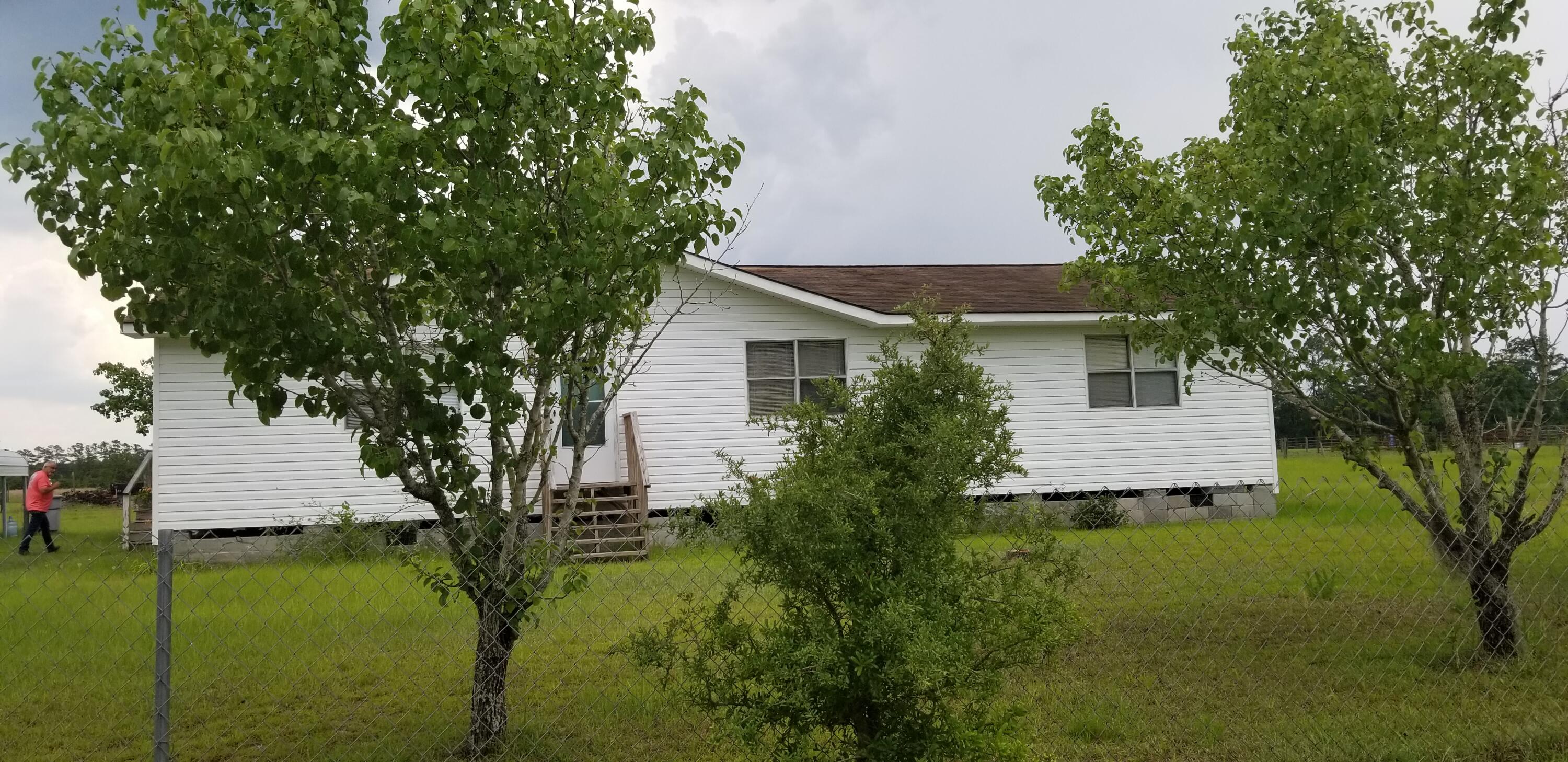 482 Stanley Avenue Walterboro, SC 29488 - Photo 1 of 27 20260612_135359
