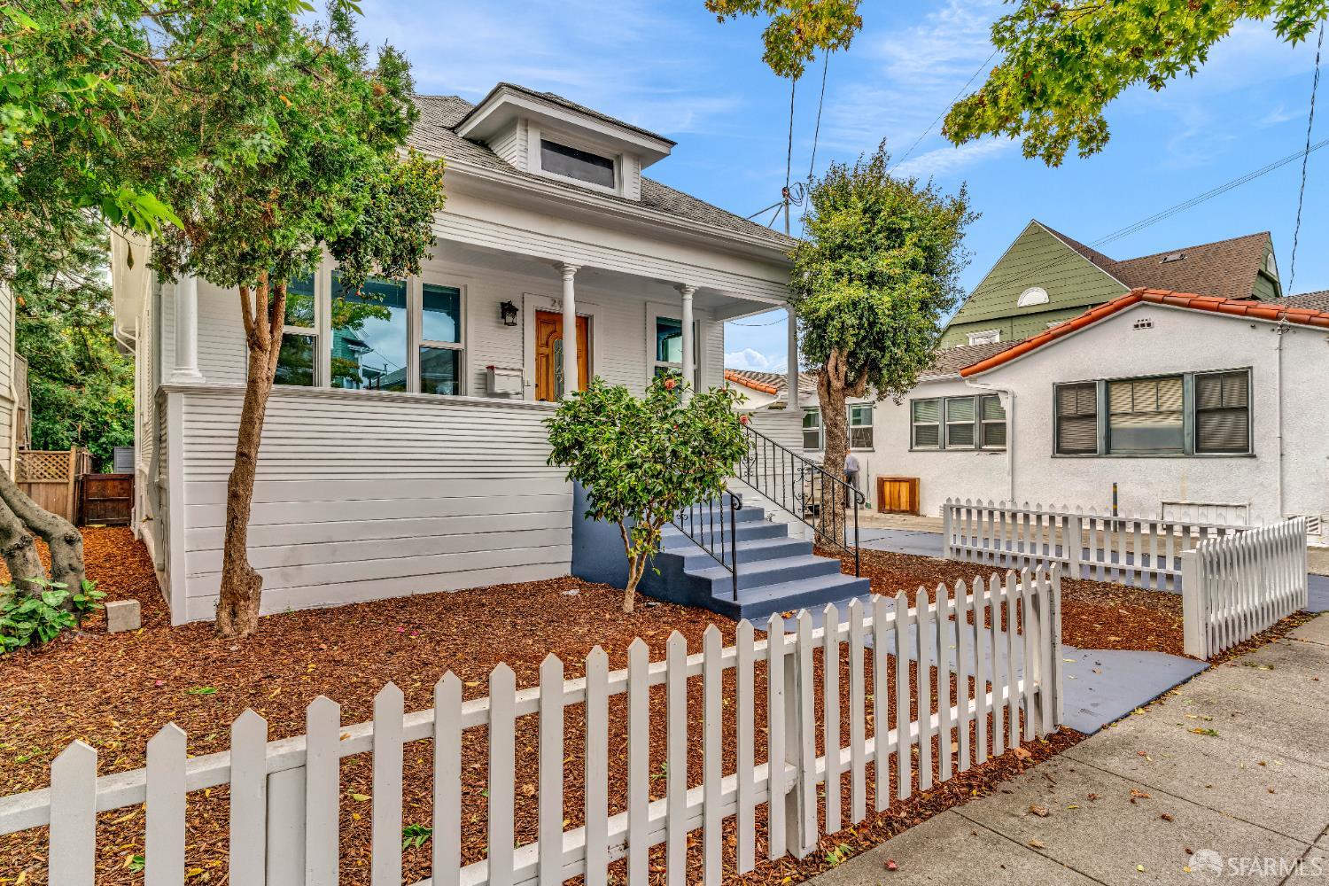 2918 Newbury Street Berkeley, CA 94703 - Photo 2 of 42 a front view of house with yard