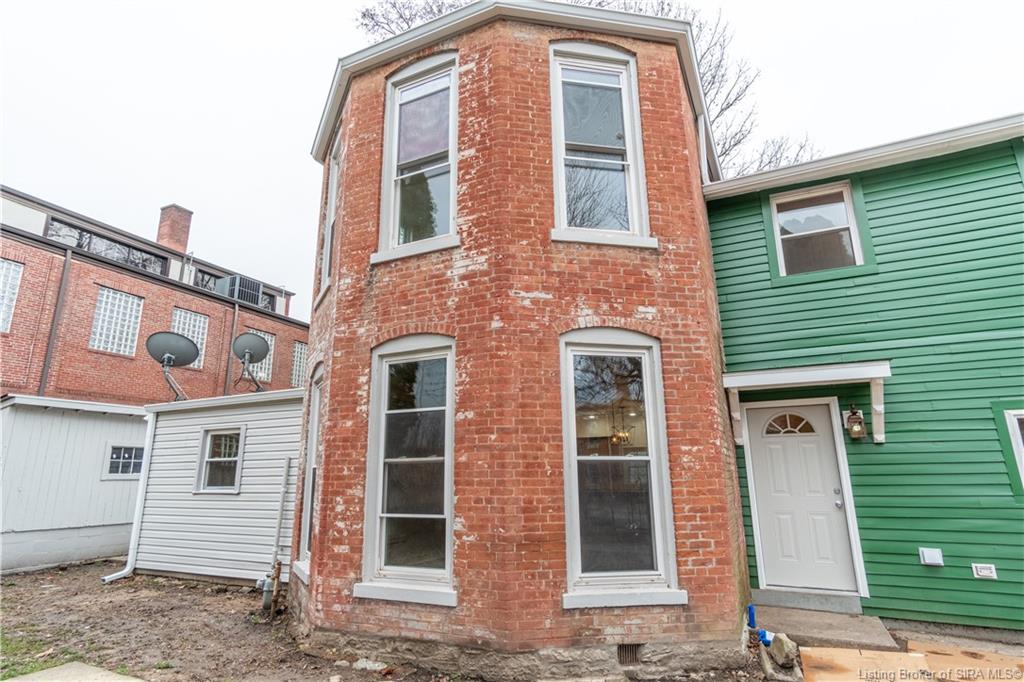 308 East 3rd Street Madison, IN 47250 - Photo 4 of 59