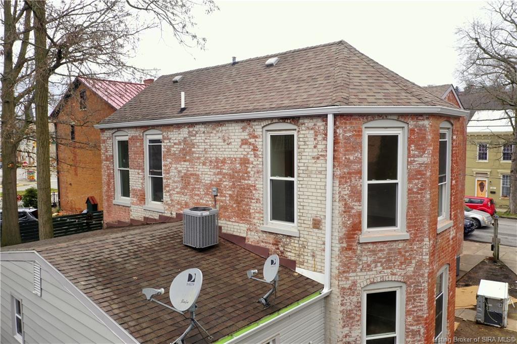 308 East 3rd Street Madison, IN 47250 - Photo 7 of 59