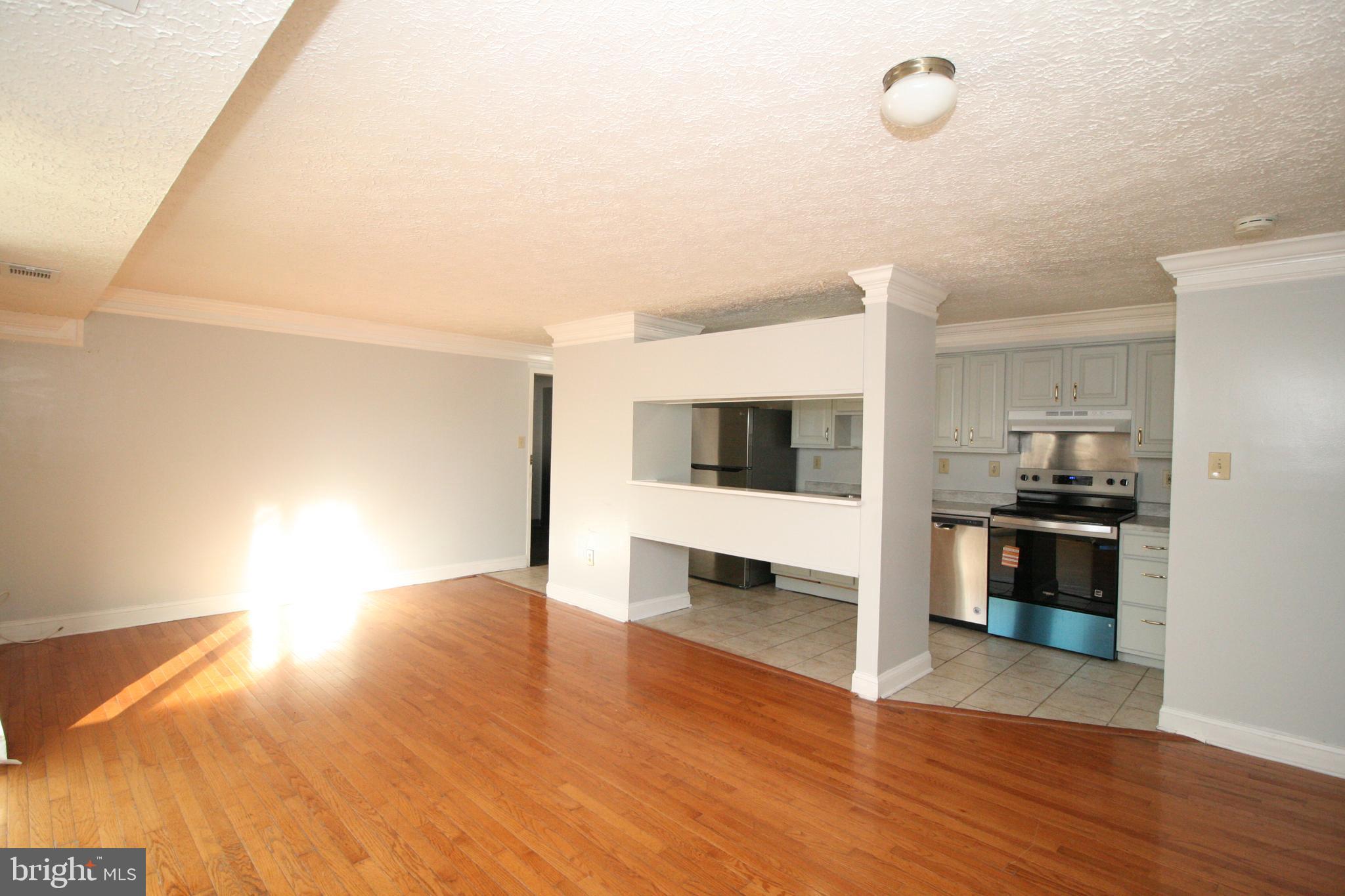 19517 Gunners Branch Road, Unit 424 Germantown, MD 20876 - Photo 4 of 15