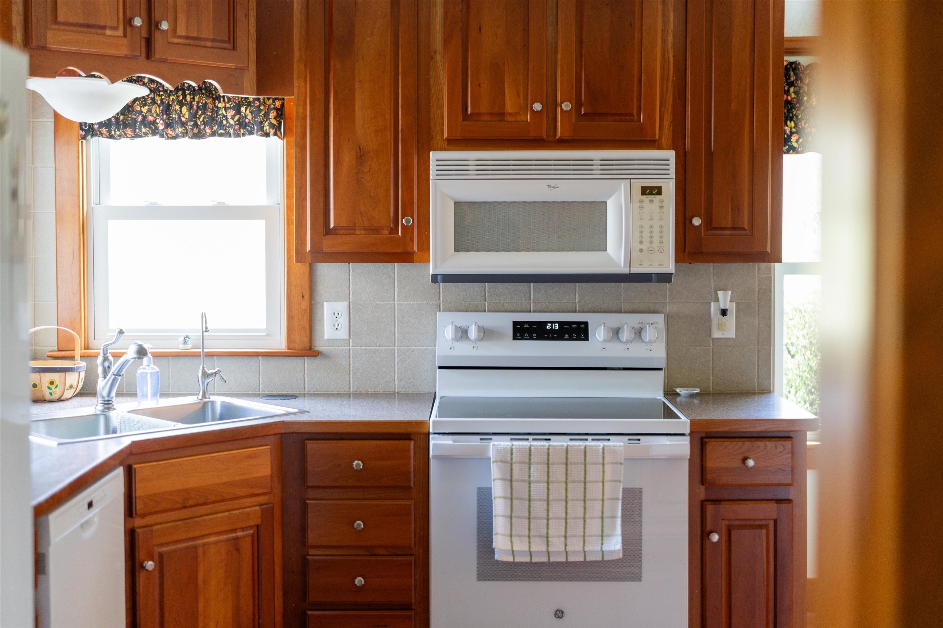 584 Newport Road Steeles Tavern, VA 24476 - Photo 21 of 75