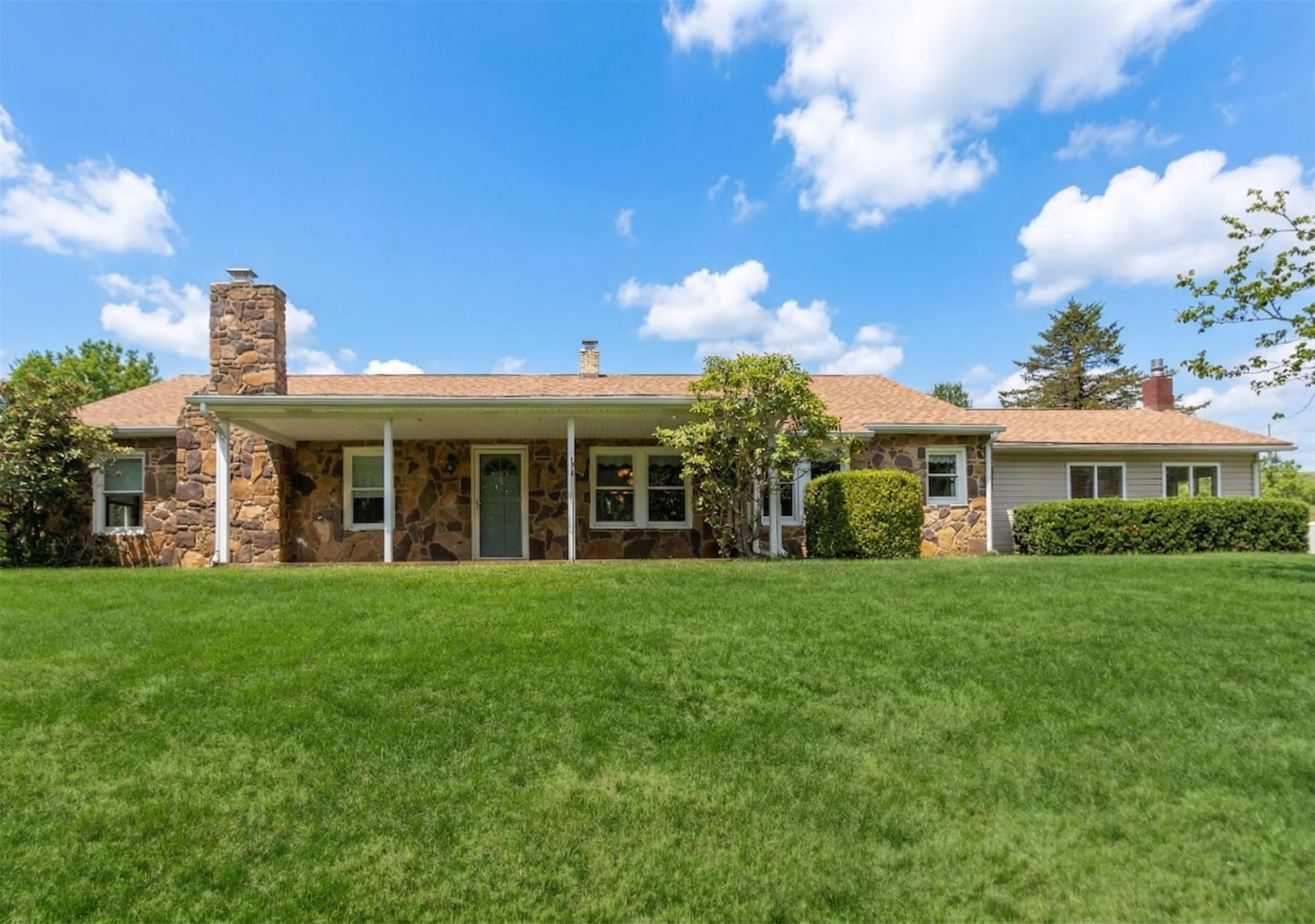 584 Newport Road Steeles Tavern, VA 24476 - Photo 6 of 75