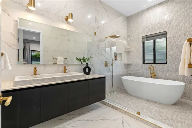 $2,099,000 | 12815 Martha Street, Valley Village, CA 91607