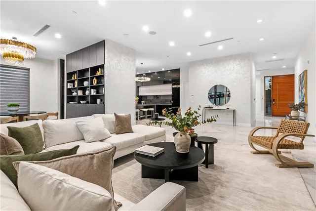 $2,099,000 | 12815 Martha Street, Valley Village, CA 91607