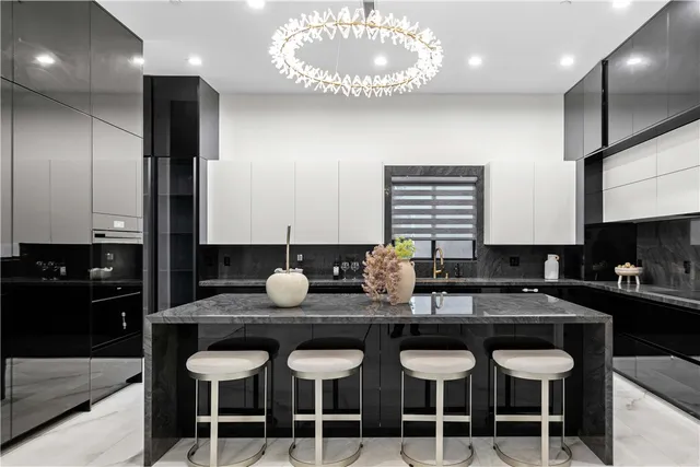 $2,099,000 | 12815 Martha Street, Valley Village, CA 91607