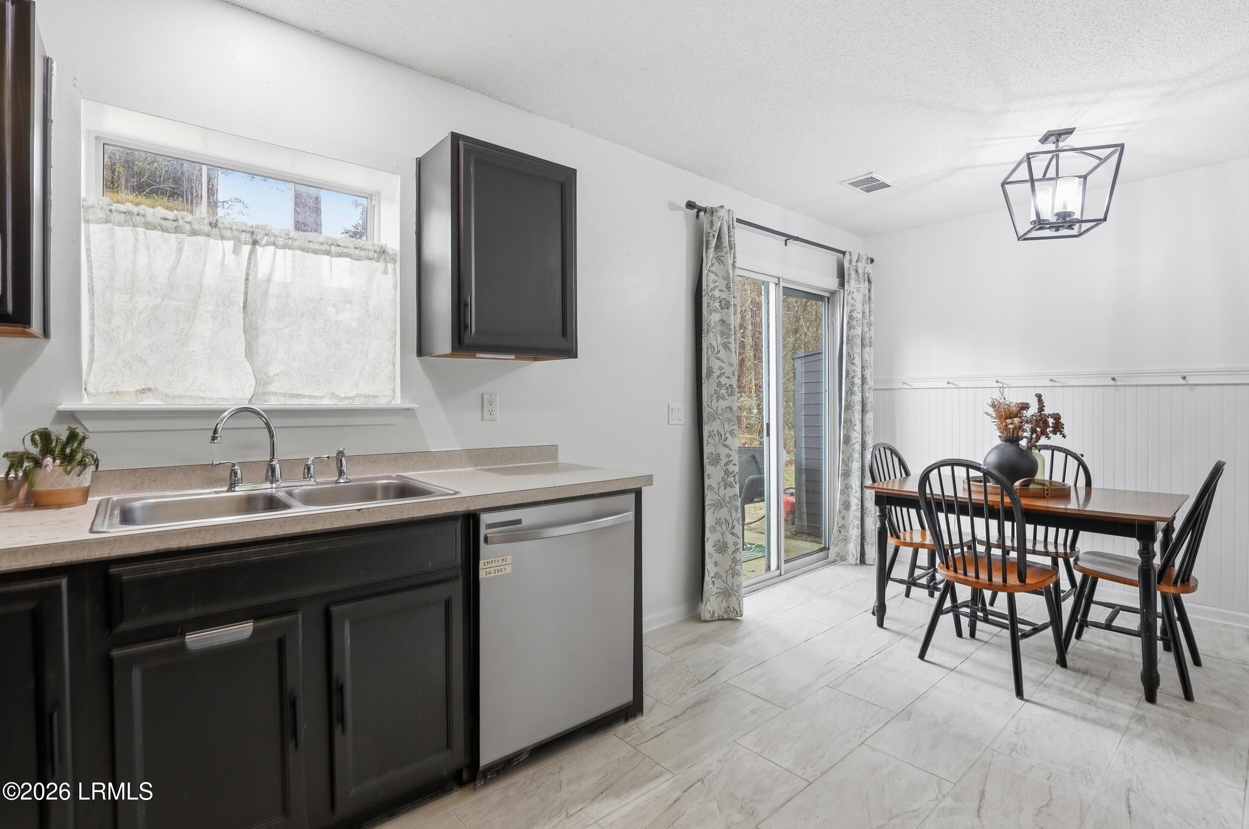 843 Rocking Horse Lane Bluffton, SC 29910 - Photo 3 of 26 15_1x2a3861