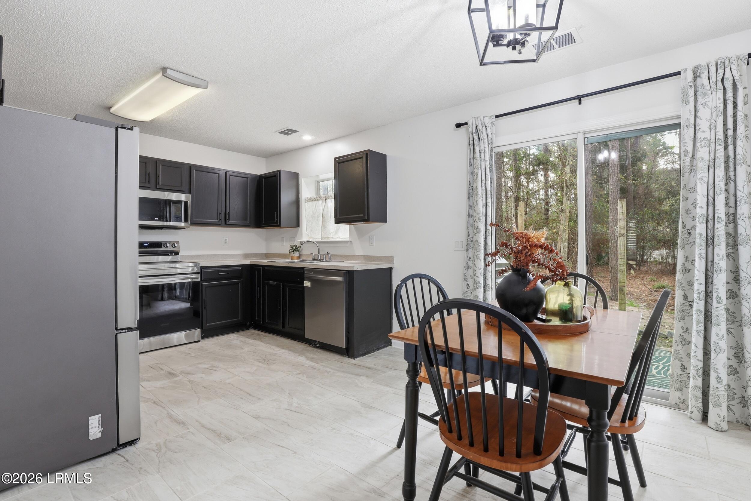 843 Rocking Horse Lane Bluffton, SC 29910 - Photo 5 of 26 13_1x2a3836