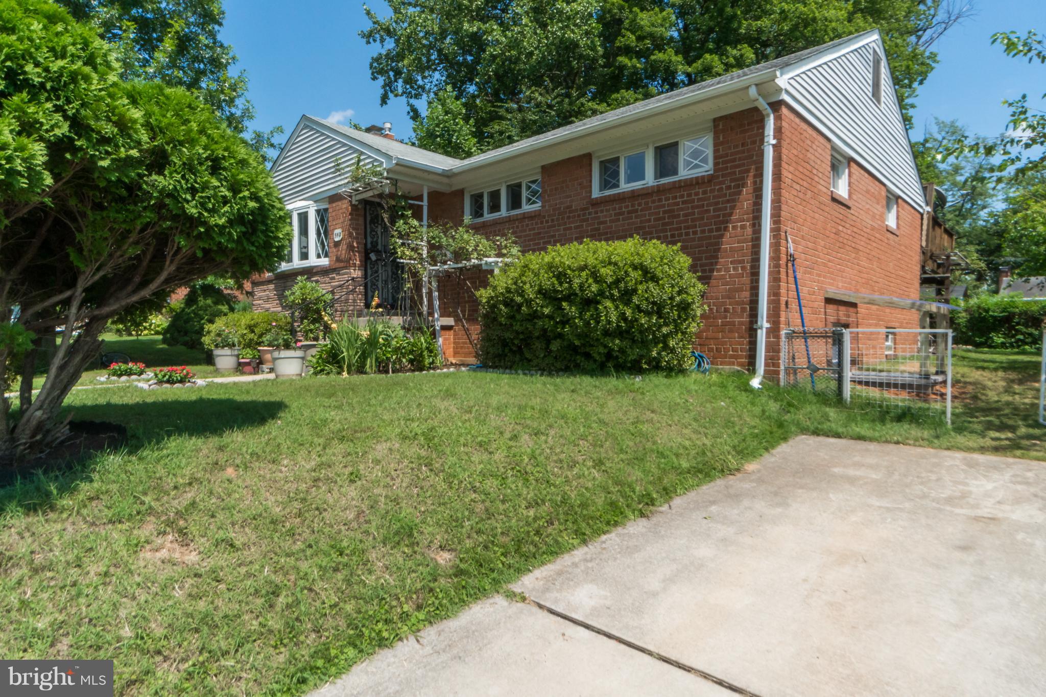 3512 Hargo Street Silver Spring, MD 20906 - Photo 2 of 30 Exterior (Front)