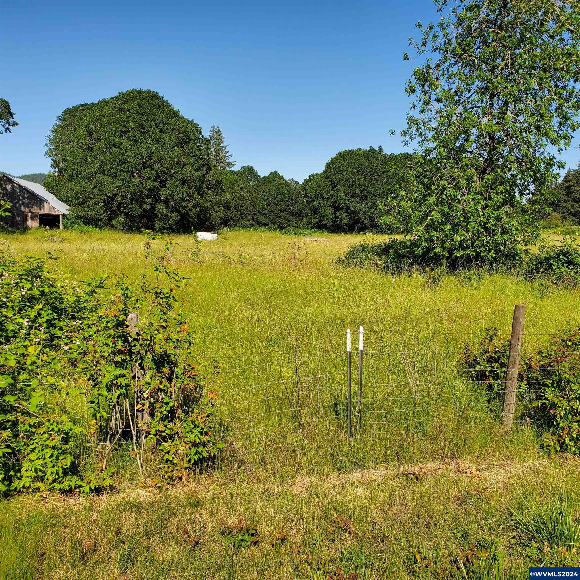 30209 Fairview Road Lebanon, OR 97355 - Photo 7 of 32