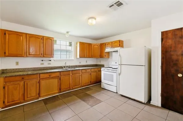 $1,600 | 811 Tricou Street, New Orleans, LA 70117