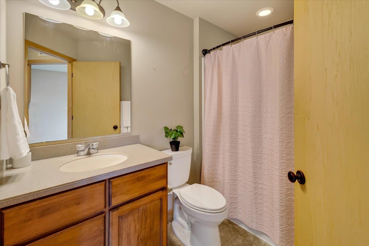 6909 Country Madison, WI 53719 - Photo 37 of 43 Gallery Image 37