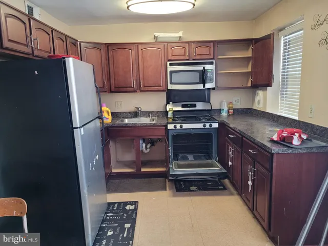 $189,000 | 2642 Birney Place Southeast, Unit 202, Washington, DC 20020