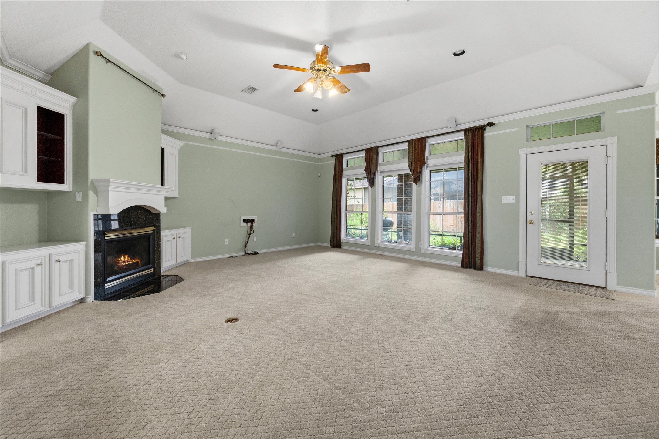319 Palais Verde Road Montgomery, TX 77356 - Photo 11 of 40 Gallery Image 11
