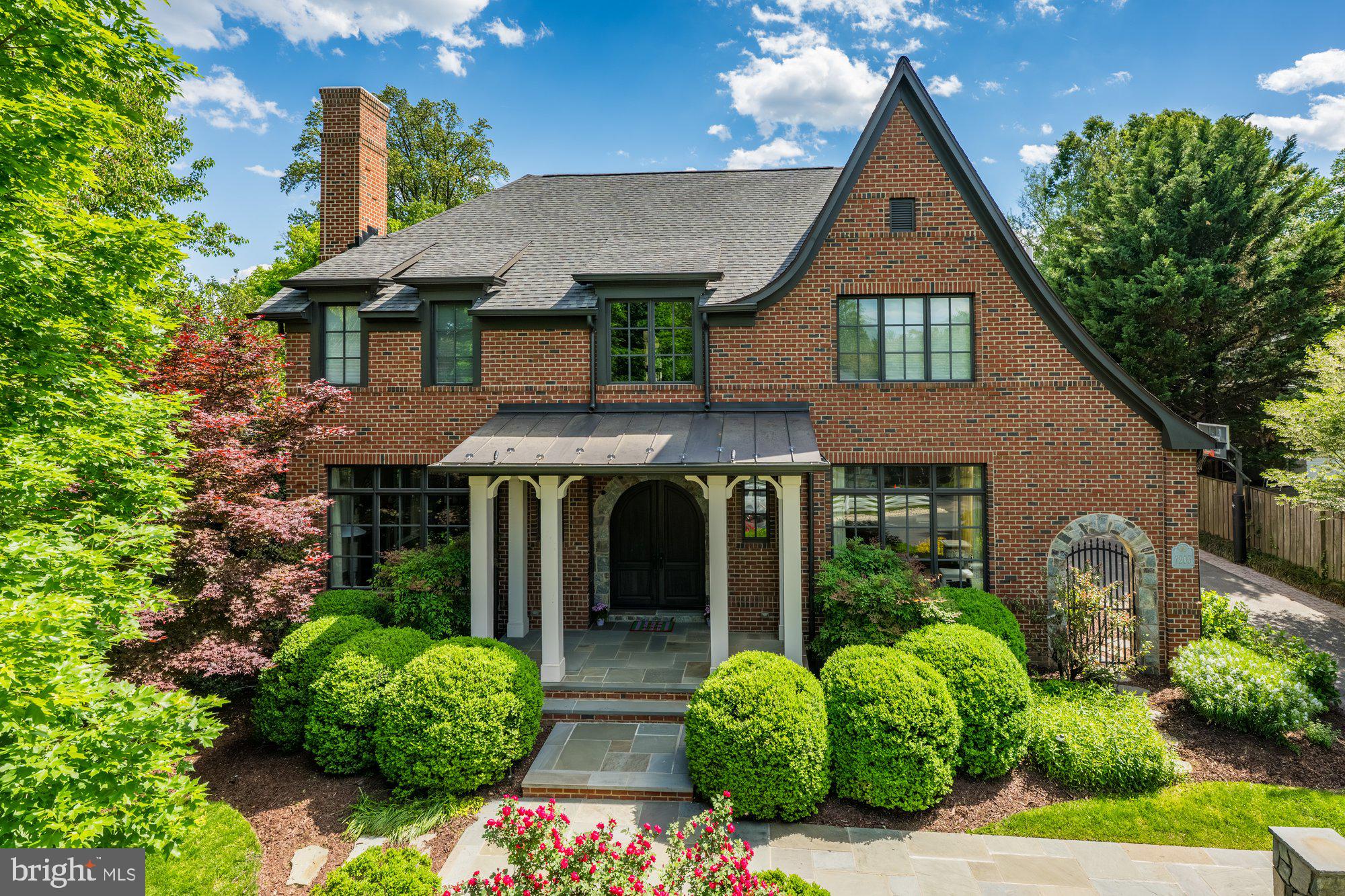 7203 Matthew Mills Road McLean, VA 22101 - Photo 3 of 6