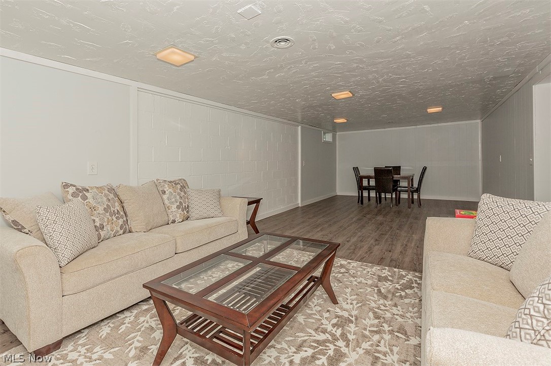 961 Som Center Road Cleveland, OH 44143 - Photo 25 of 35 Gallery Image 25