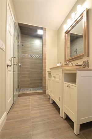 108-110 Burrill Street, Unit 1 Swampscott, MA 01907 - Photo 5 of 30