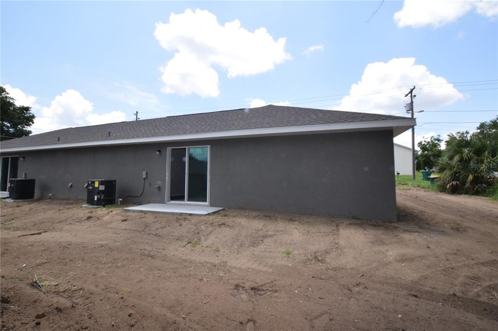 935 East McDonald Avenue Eustis, FL 32726 - Photo 2 of 12